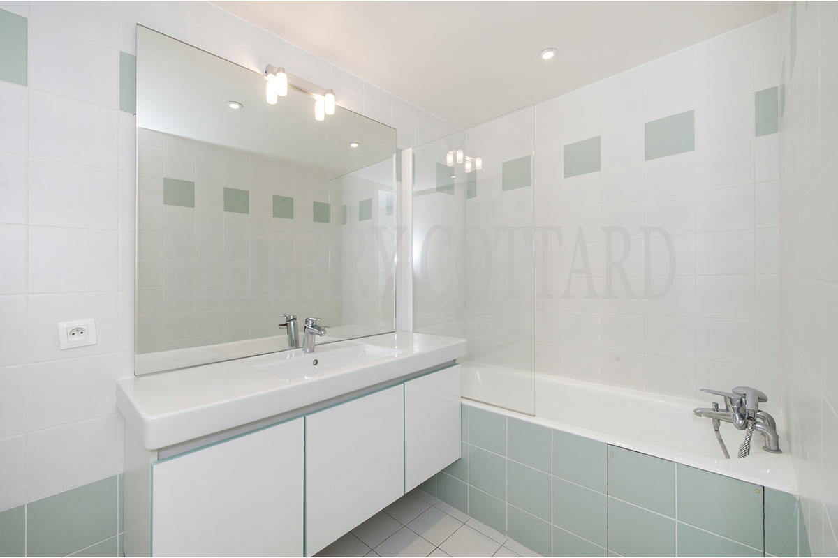 L1994U_psalledebain
