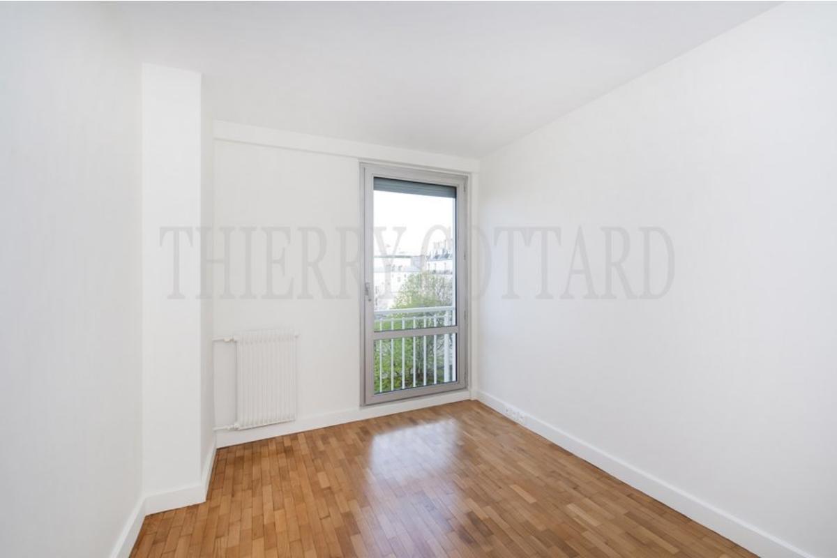 L1976J_gggchambre2