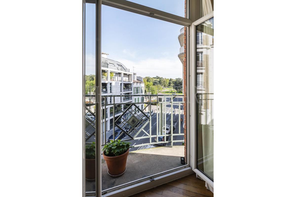 V3102_obalcon23