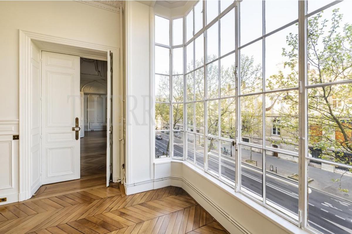 L1981_ebowwindow