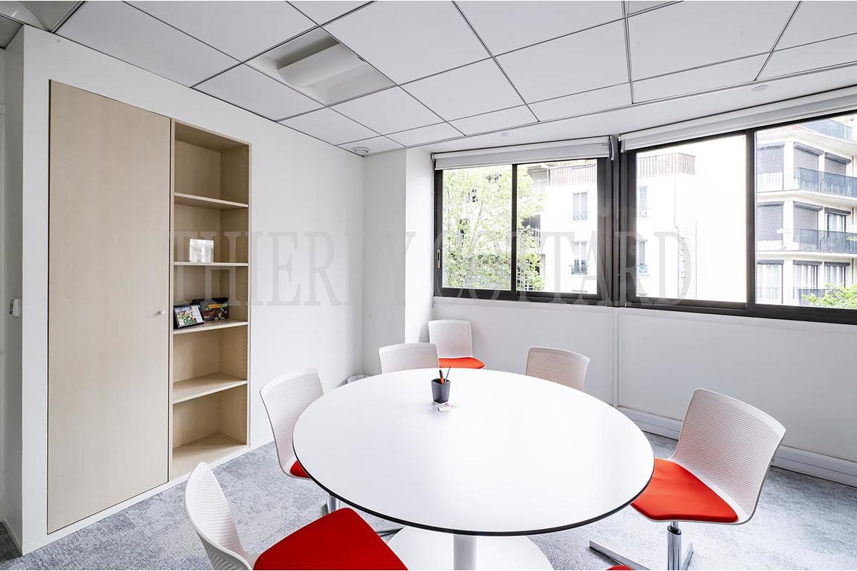 12561-ii70bureau