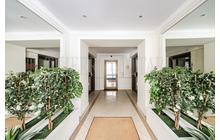 V3113_qhall